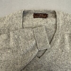 Vintage Thane USA Made Sweater Mens XL Long 100% Scottish Lambswool V-Neck Tan
